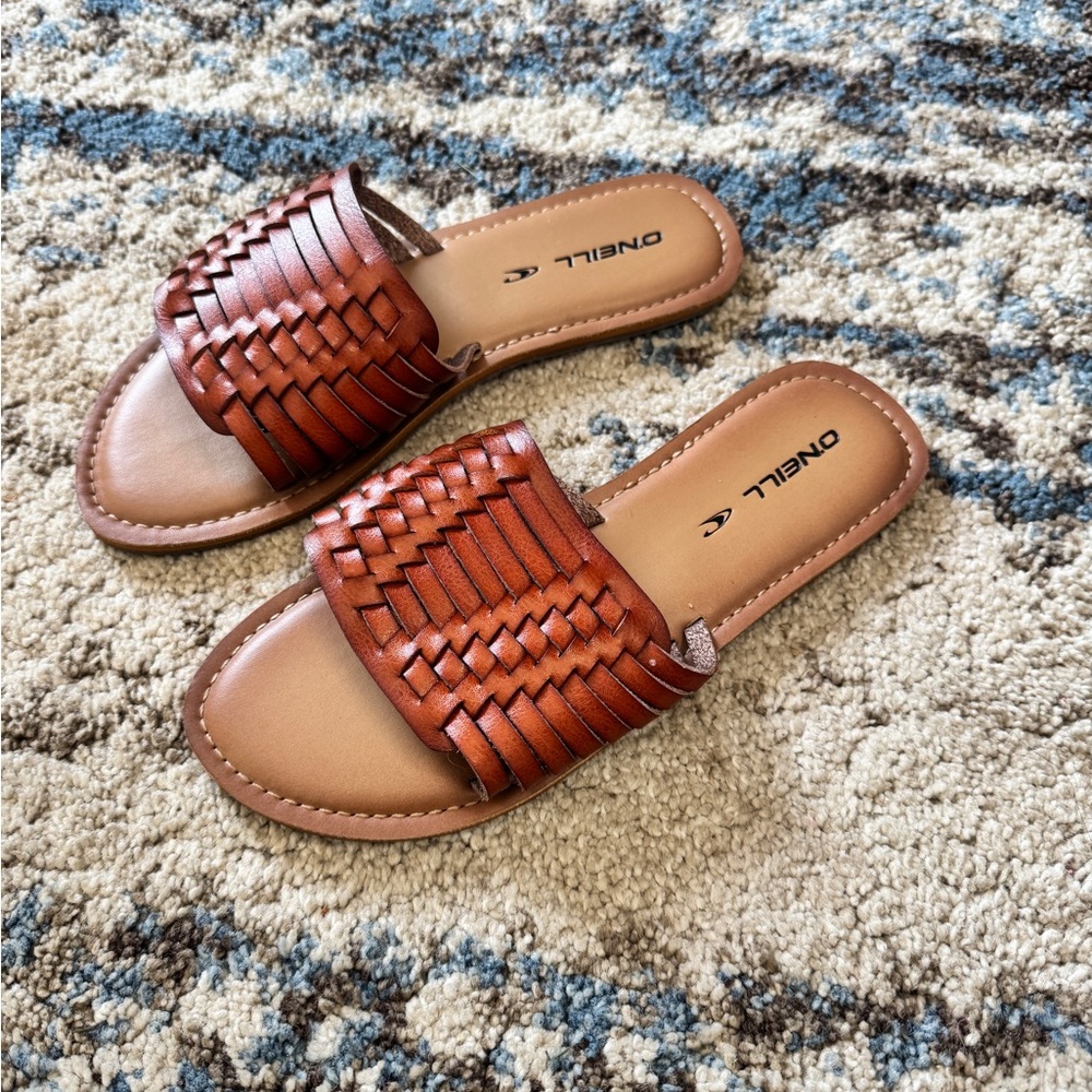 O’Neill sandals